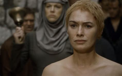 cersei naked|Game of Thrones: Lena Headeys nude Walk of Shame body。